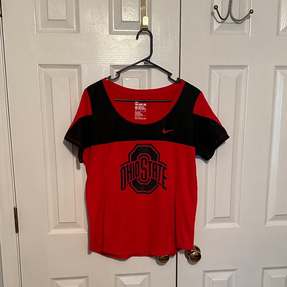 Nike Women's Red and Black Ohio State Top